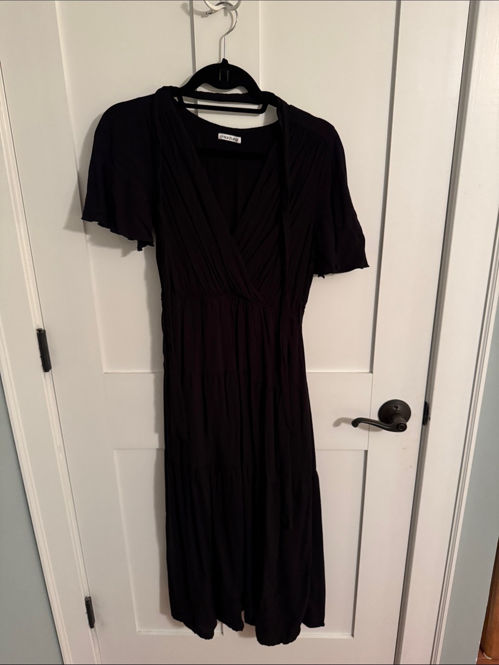 Black Women’s Midi Wrap Dress - Unbranded mystery size ?